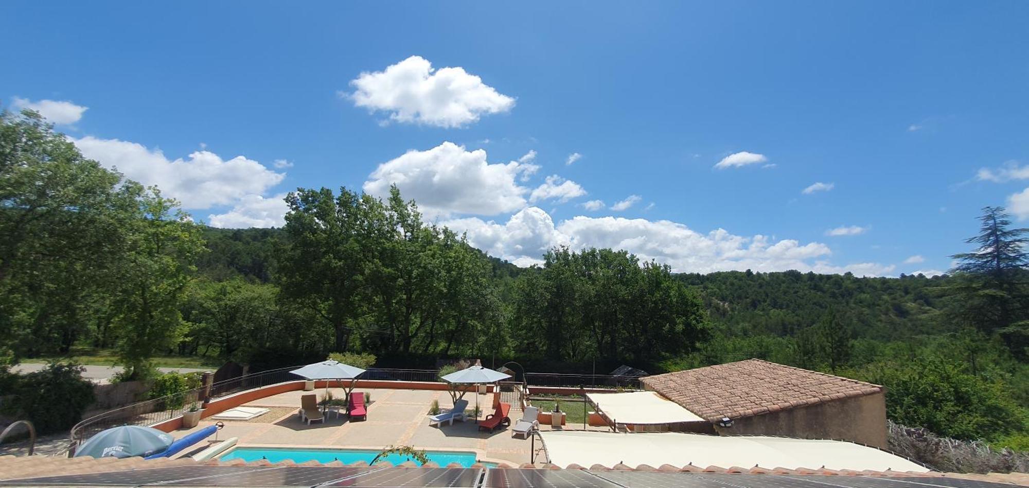 Вилла Maison Familiale Avec Piscine Et Boulodrome Dans Le Luberon Caseneuve Экстерьер фото