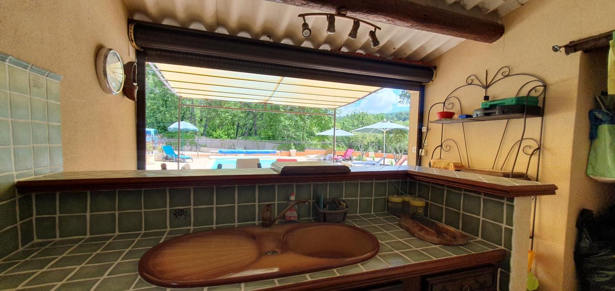 Вилла Maison Familiale Avec Piscine Et Boulodrome Dans Le Luberon Caseneuve Экстерьер фото