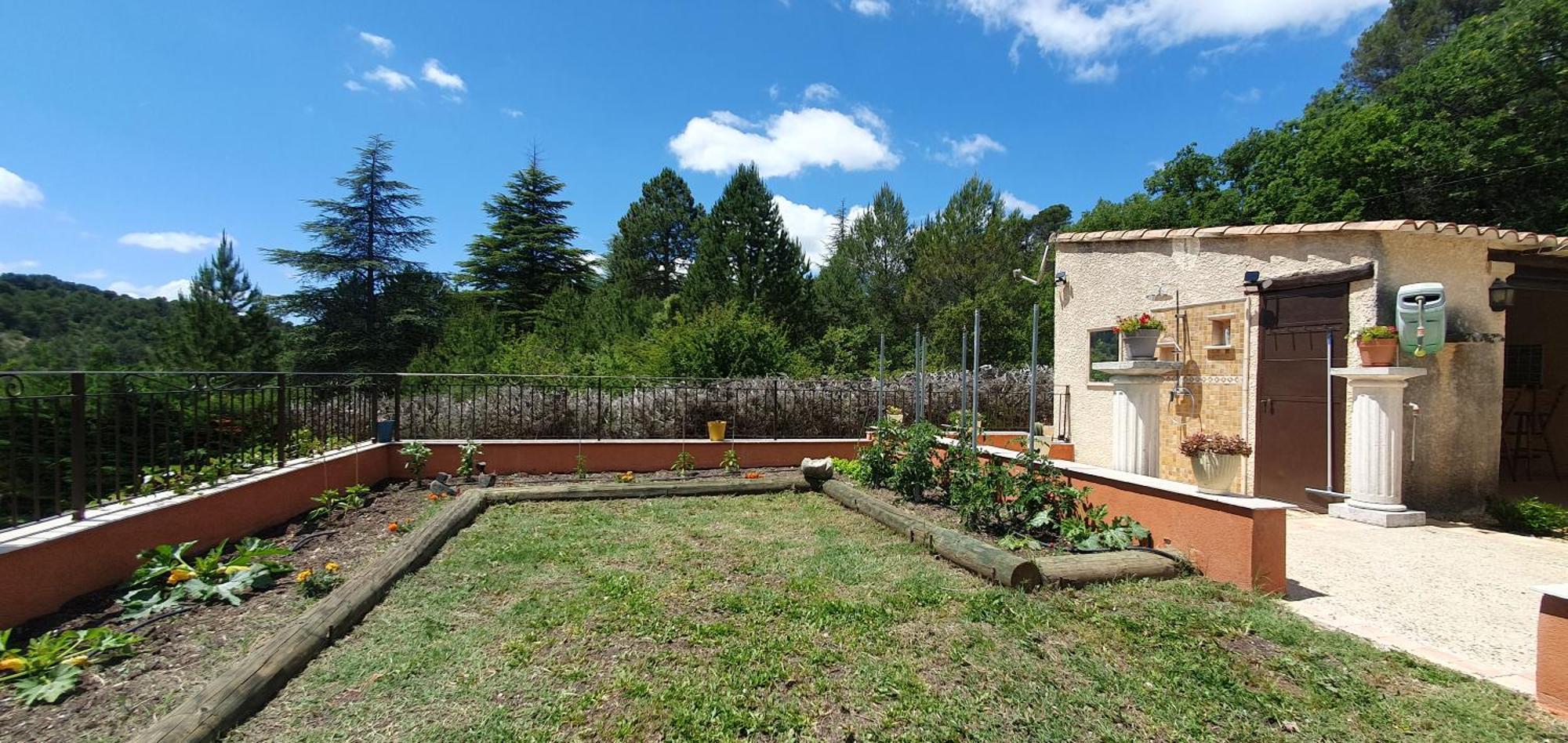 Вилла Maison Familiale Avec Piscine Et Boulodrome Dans Le Luberon Caseneuve Экстерьер фото